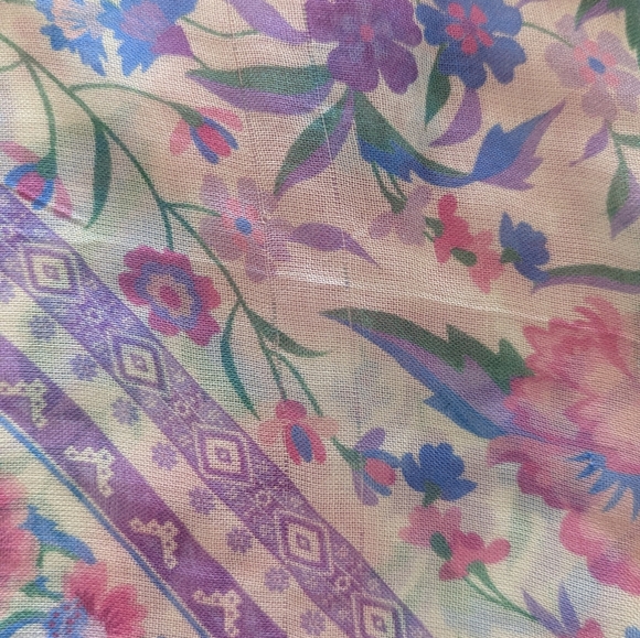 Spell Babushka Travel Scarf - Picture 4 of 6